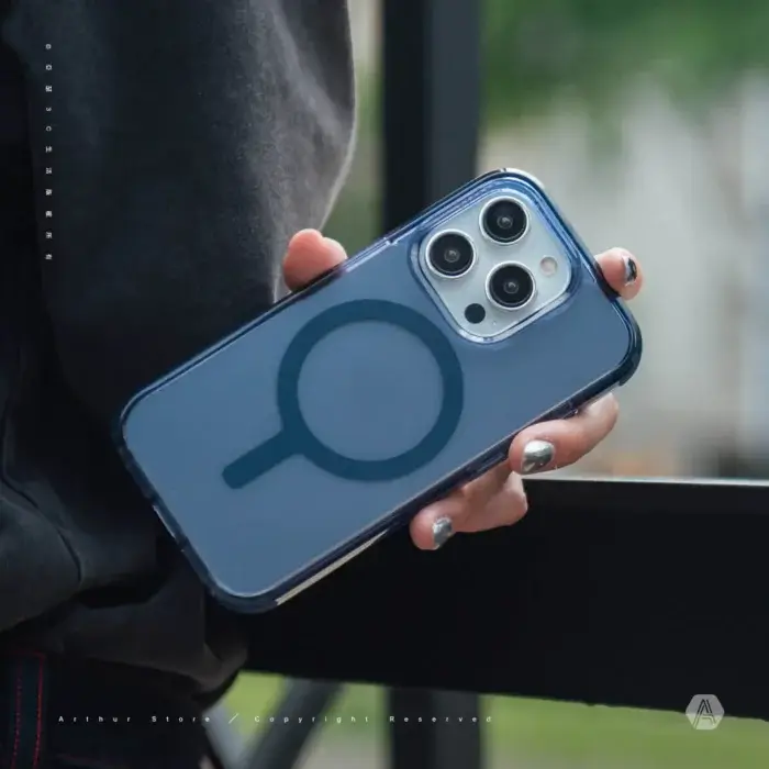 【UNIQ】Combat 四角強化軍規磁吸防摔三料保護殼 iPhone 15 系列