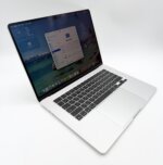 Apple MacBook Air 15.3吋 512G (A3241) 嚴選二手機