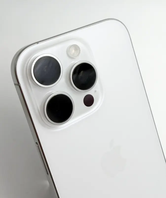 【嚴選二手機】Apple iPhone 16 Pro 128GB 白色鈦金屬